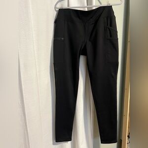 Women’s Carhartt Cargo Leggings size medium